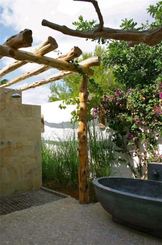Ντους κήπου, υπαίθριο μπάνιο, υπαίθριος παράδεισος μπάνιου, μοντέρνος σχεδιασμός