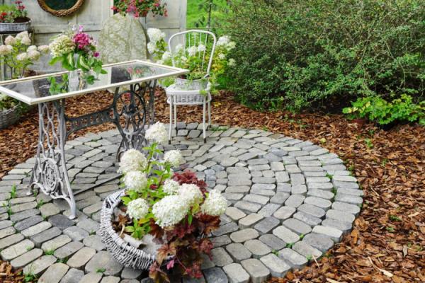 Συμβουλές κηπουρικής για όλους Δημιουργήστε υπαίθριους χώρους καθιστικού με ορτανσίες