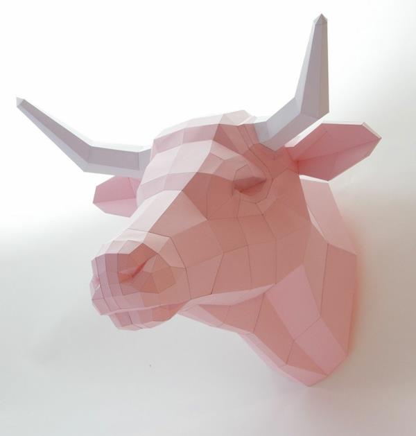 Γεωμετρικές φιγούρες ζώων ταύρου κατασκευασμένες από ταύρο από χαρτί