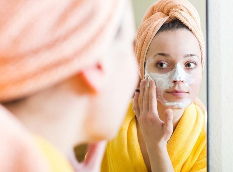 Η μάσκα προσώπου φτιάξτε όμορφες εικόνες με συμβουλές για το δέρμα