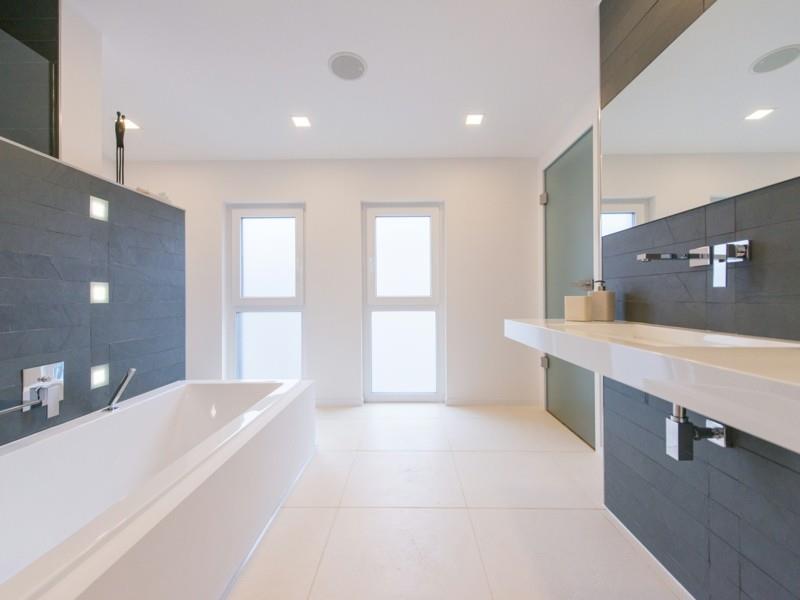 design-ideas-to-live-with-natural-stone-modern-μπάνιο