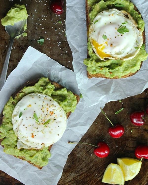 Υγιεινές Ιδέες Πρωινού για Παιδιά Αυγό ψωμί φρυγανισμένο αβοκάντο