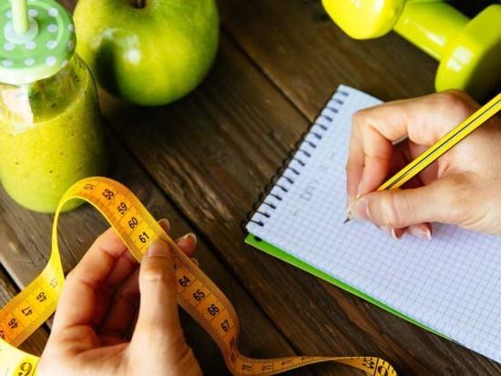 Smoothies για απώλεια βάρους Γράψτε τις μετρήσεις σας Δημιουργήστε ένα πρόγραμμα διατροφής