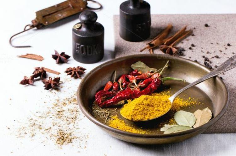 Spice mixes διαδικτυακές ιδέες συνταγής υγείας μπαχαρικά ζεστό φαγητό