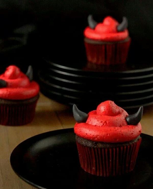 Bήσιμο muffins τρόμου αποκριές αρτοσκευάσματα Devil cupcakes