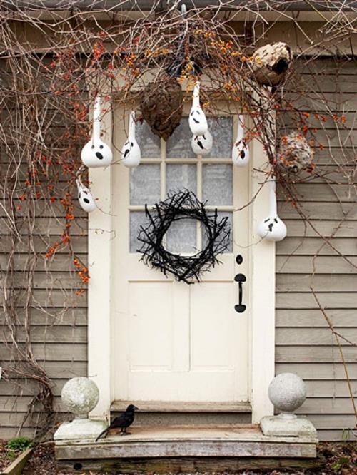 Τρομακτικές ιδέες διακόσμησης για το Halloween για να φτιάξετε μόνοι σας διακόσμηση πόρτας εισόδου