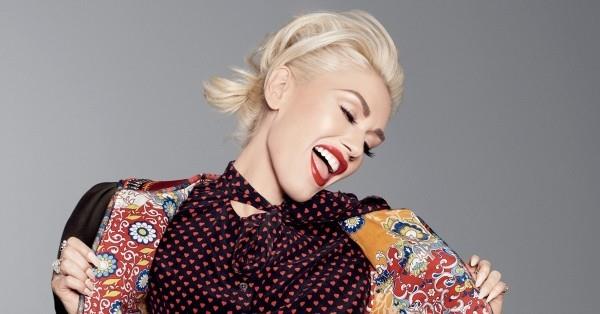 Η Gwen Stefani στα 50 της χρόνια κοριτσίστικη και τέλεια στιλ