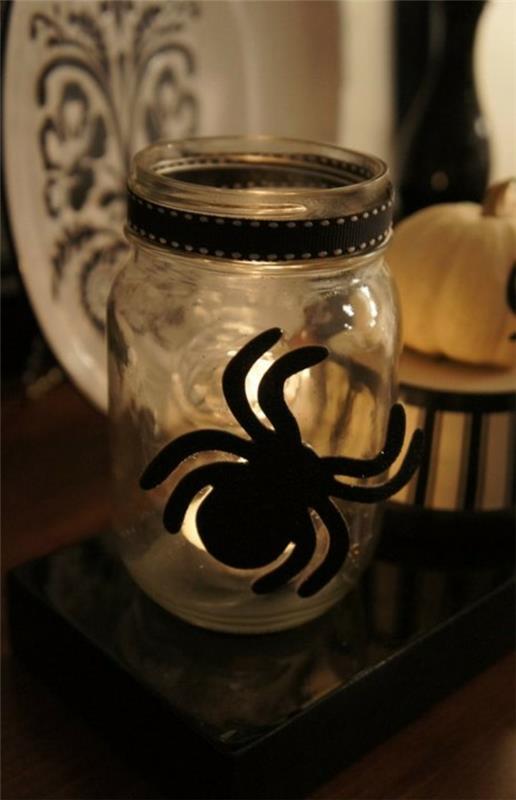 Ιδέες διακόσμησης αποκριών αράχνη μαύρο γυαλί