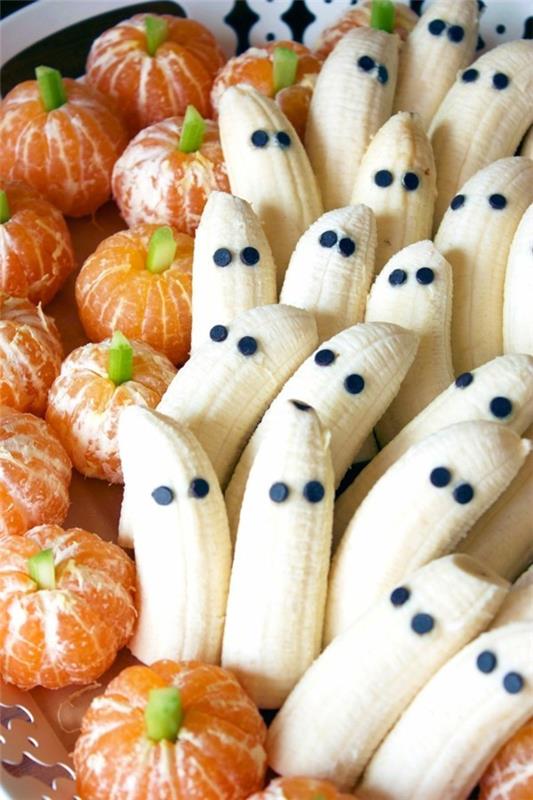 Αποκριάτικα τρόφιμα παιδιά υγιεινά σνακ δάχτυλο τροφίμων κρύα μπανάνα φαντάσματα πορτοκάλια