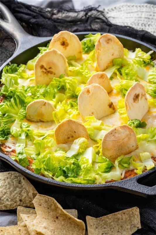 Αποκριάτικες τροφές για παιδιά υγιεινά σνακ πατατάκια σαλάτας