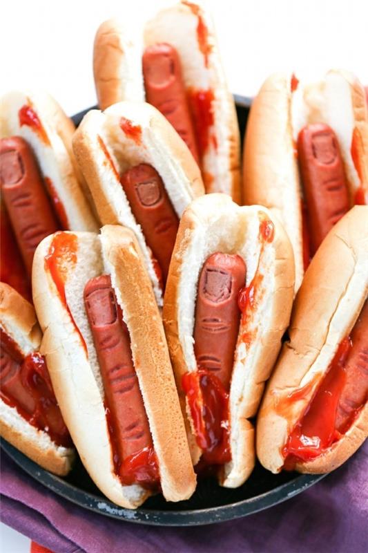 Αποκριάτικα σνακ για παιδιά χορταστικά δάχτυλα hotdog δάχτυλα μαγισσών