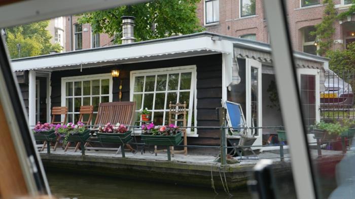Houseboat Amsterdam από την εσωτερική βεράντα