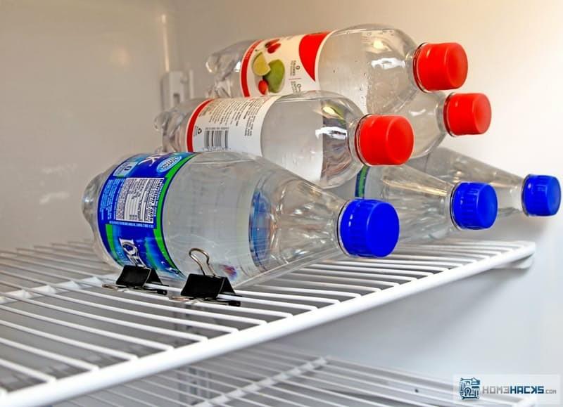 οικιακές συμβουλές ψυγείο περισσότερος χώρος αποθήκευσης μπουκάλια νερού