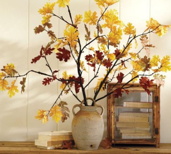 Φθινοπωρινές ιδέες διακόσμησης με πολύχρωμα φύλλα