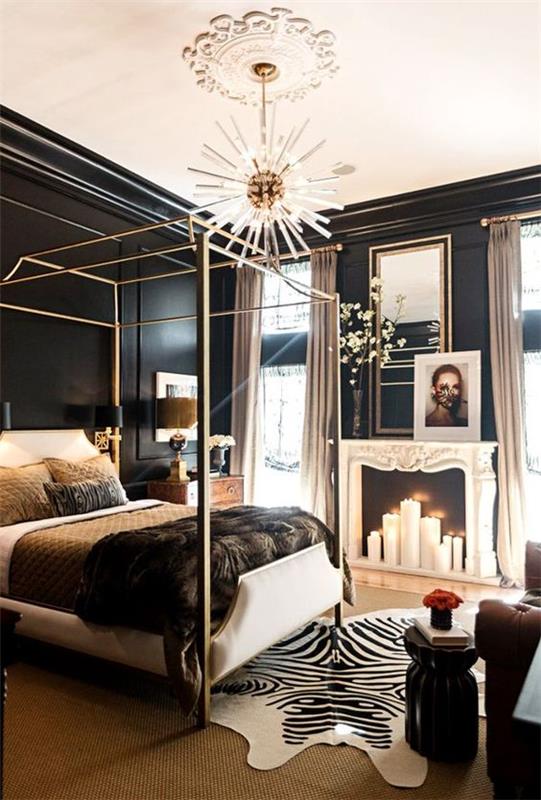 Κρεβάτι με θόλο παιχνιδιάρικο σχέδιο πολλή διακόσμηση τοίχου σκούρα χρώματα πολυέλαιος γούνας