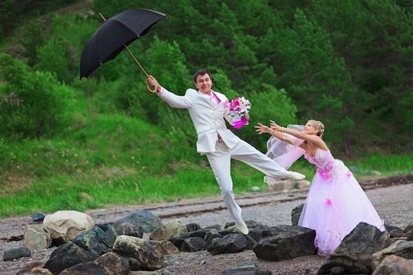 Κρατώντας ένα γάμο μαζί ανεξάρτητα από τον άνεμο και τον καιρό
