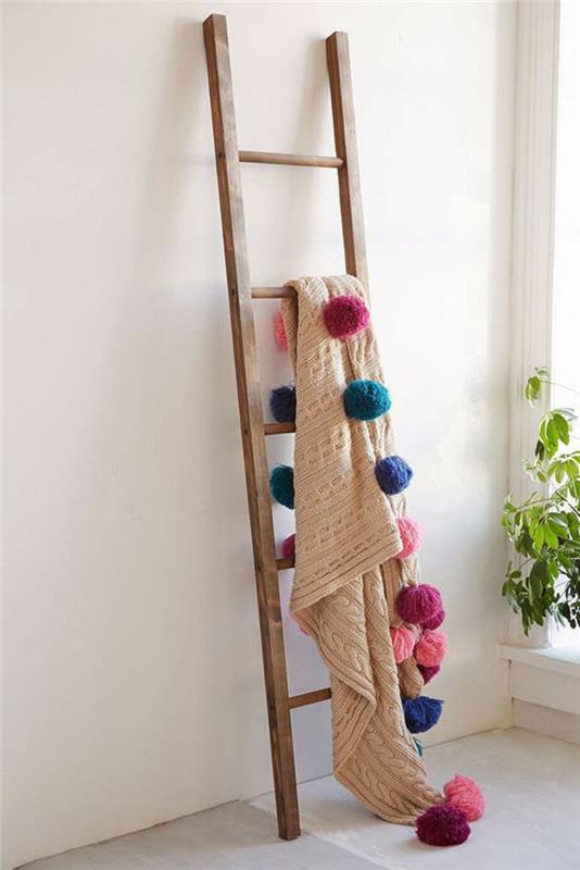 Ξύλινη σκάλα έπιπλα σαλόνι ρουστίκ διακόσμηση ιδέες