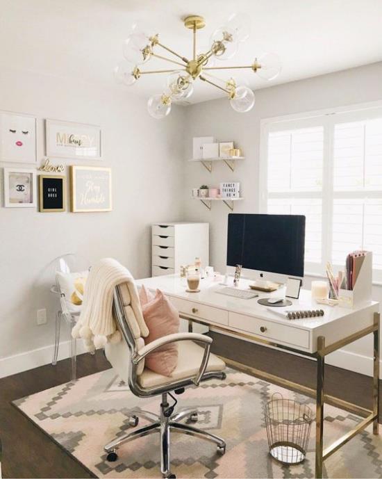 Οδηγός οικιακού γραφείου ευχάριστη ατμόσφαιρα δωματίου φως παστέλ χρώματα απαλές υφές χαλί γραφείο άνετη διακόσμηση τοίχου καρέκλας