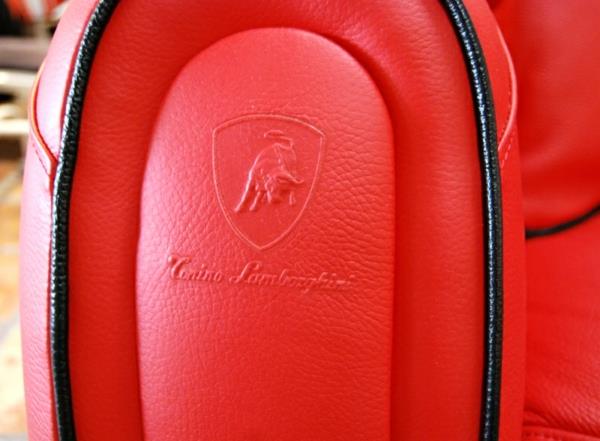 Τα έπιπλα Montecarlo και η πολυθρόνα Imola S του Tonino Lamborghini κόκκινο