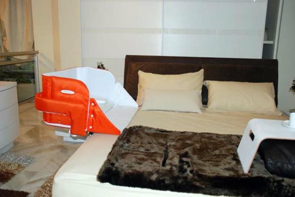 Καινοτόμο βρεφικό κρεβάτι Cully Belly Co Sleeper ξύλο πρακτικό