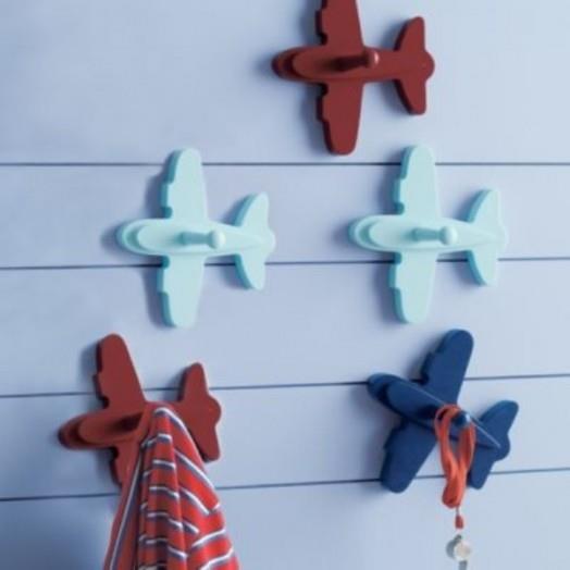 Ενδιαφέροντα σχέδια αεροπλάνο με γάντζο τοίχου για αγόρια