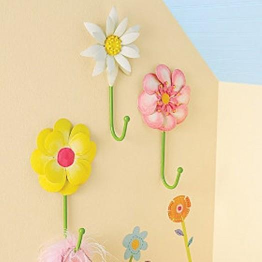 Ενδιαφέροντα σχέδια για κοριτσάκι τοίχου αγκιστρώνει λουλούδια