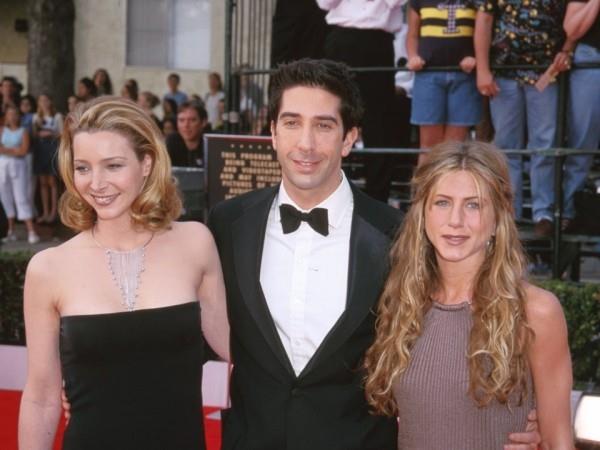 Η Jennifer Aniston με τη Lisa Kudrow και τον David Schwimmer στα βραβεία SAG 2000