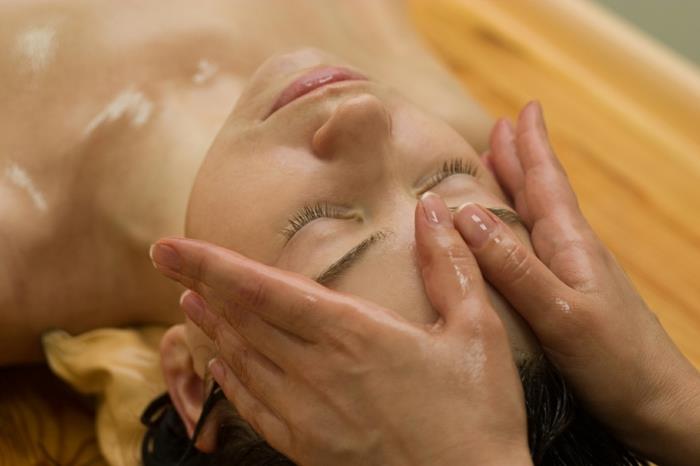 Jojoba Oil Hair Skin Care Massage Tips Beauty Tips
