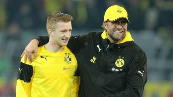 Ο Jürgen Kloppp rivat προπονητής ποδοσφαίρου BVB και ο marco reus