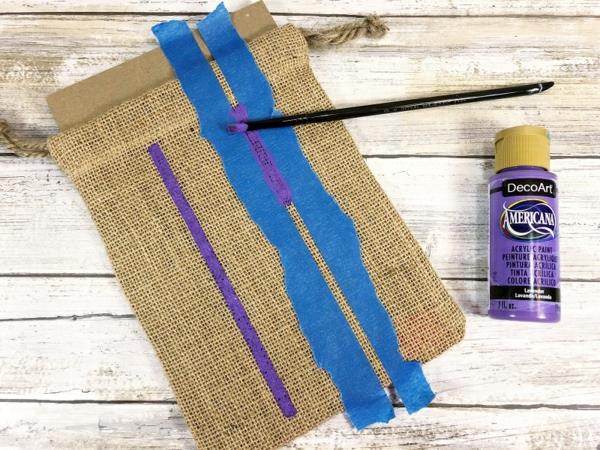 Χρωματίστε σε τσάντες από γιούτα με χρώματα πρακτικές συμβουλές για να δημιουργήσετε χρωματιστές ρίγες