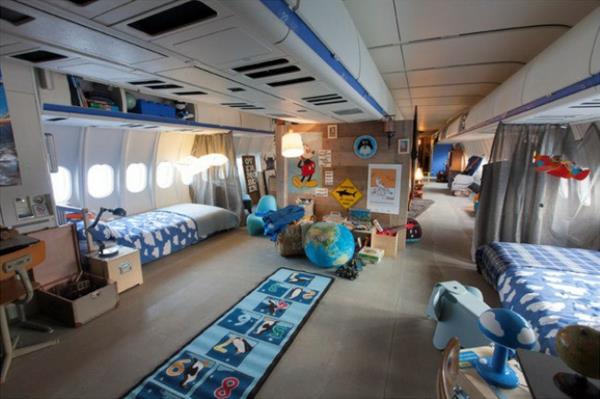 Τα αεροσκάφη KLM παραμένουν χαλιά