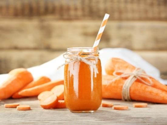 Το smoothie από καρότο πορτοκάλι σας κάνει να ταιριάζετε