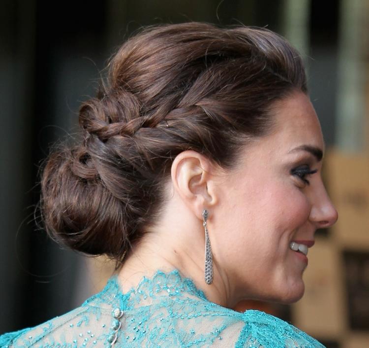 Kate Middleton Braid Hairstyle Τρέχουσες γυναικείες ιδέες για χτενίσματα