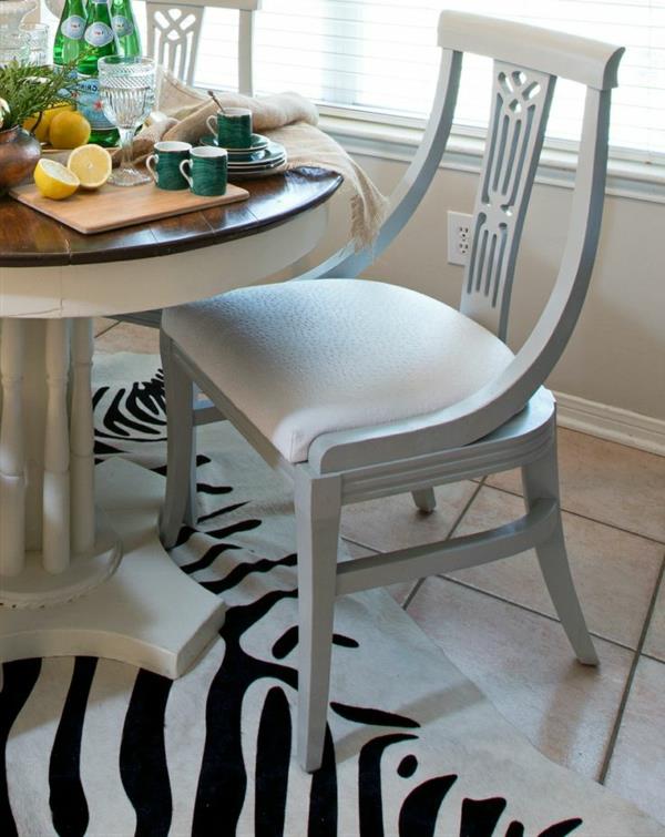 Τραπέζι κουζίνας με καρέκλες άνετη επικάλυψη γκρι χρώμα