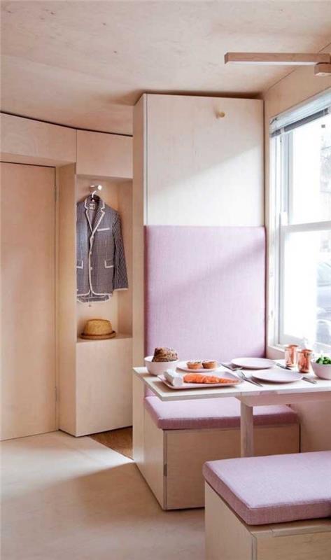 Τραπέζια κουζίνας δωμάτιο με ροζ