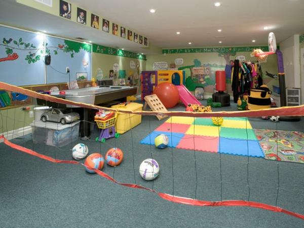 Υπόγειο επίπλωση και ανακαίνιση παιδικών δωματίων παιχνίδια παιχνιδιού