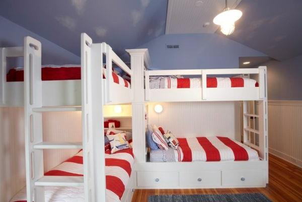 Παιδικά κρεβάτια για το μοντέρνο παιδικό δωμάτιο ρίγες κρεβατιού στο πατάρι