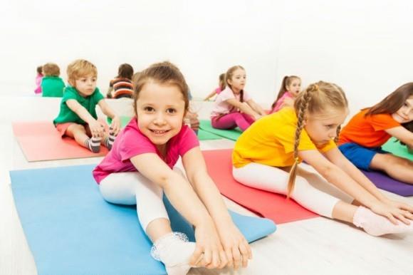 Παιδικές ασκήσεις γιόγκα Αθλήματα για παιδιά Ασκήσεις γιόγκα για παιδιά