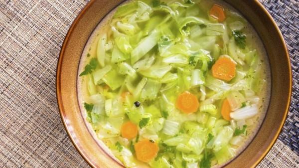 Προγραμματίστε δίαιτα από σούπα λάχανου Σχεδιάστε σούπα λάχανου για απώλεια βάρους