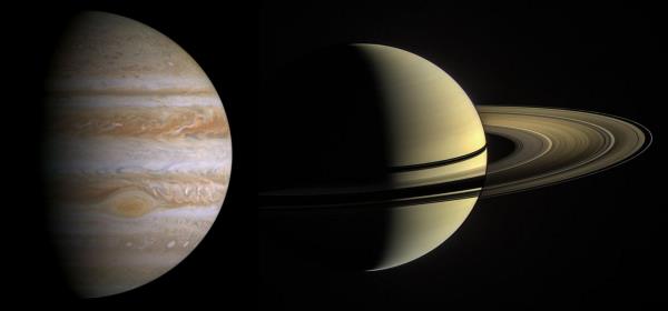 Η σύνδεση του Δία και του Κρόνου και οι δύο πλανήτες είναι πολύ κοντά για να μοιάζουν με διπλό πλανήτη