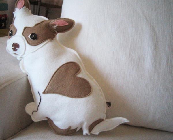 Δημιουργικό σκυλί κατοικίδιου μαξιλαριού