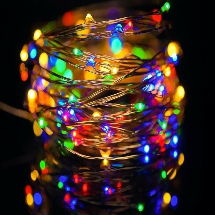 Τα χριστουγεννιάτικα φώτα LED κλείνουν