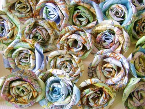Εύκολη διακόσμηση πάρτι DIY από χάρτινα τριαντάφυλλα