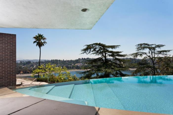 Less Than Zero ταινία los angeles silvertop architect house john lautner κήπος πισίνα