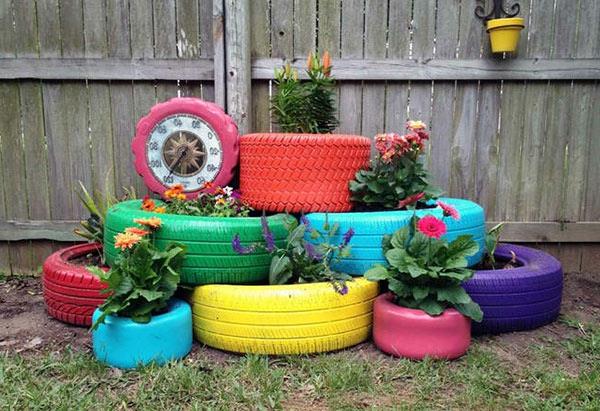 Φτιάξτε μόνοι σας διακοσμήσεις κήπου φυτεύοντας ελαστικά αυτοκινήτου