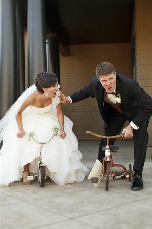 Αστείες φωτογραφίες γάμου γκαλερί ποδηλάτων διαγωνισμό