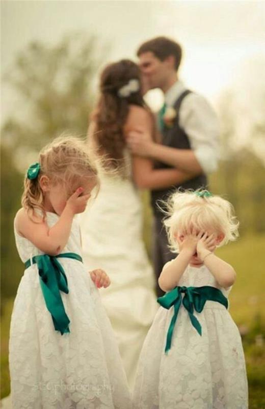 Αστείες φωτογραφίες γάμου συλλογή εικόνων φιλιά τη νύφη