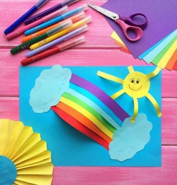 Ζωγραφική και χειροτεχνία με παιδιά 2 ετών - δημιουργικές και απλές ιδέες για μικρά παιδιά πολύχρωμα ουράνιο τόξο