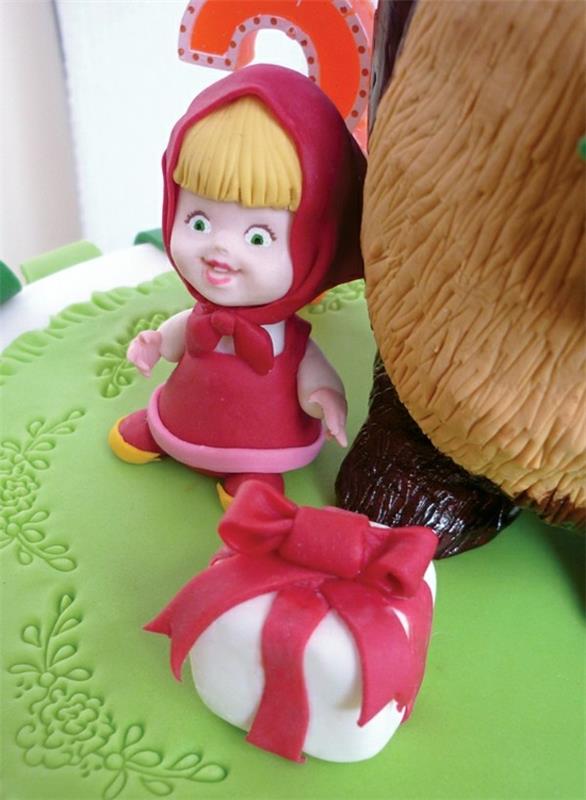 Η τούρτα Masha and the Bear μοτίβα παιδική τούρτα γενεθλίων