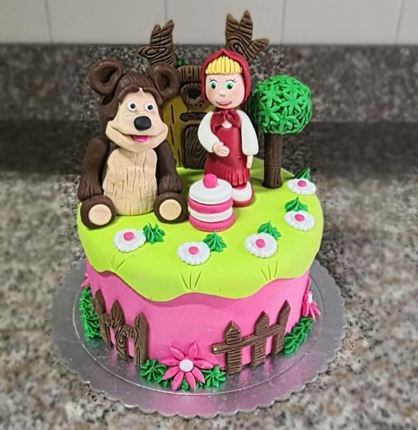 Mascha and the bear cake μοτίβο κέικ μοτίβα τούρτας παιδικών γενεθλίων